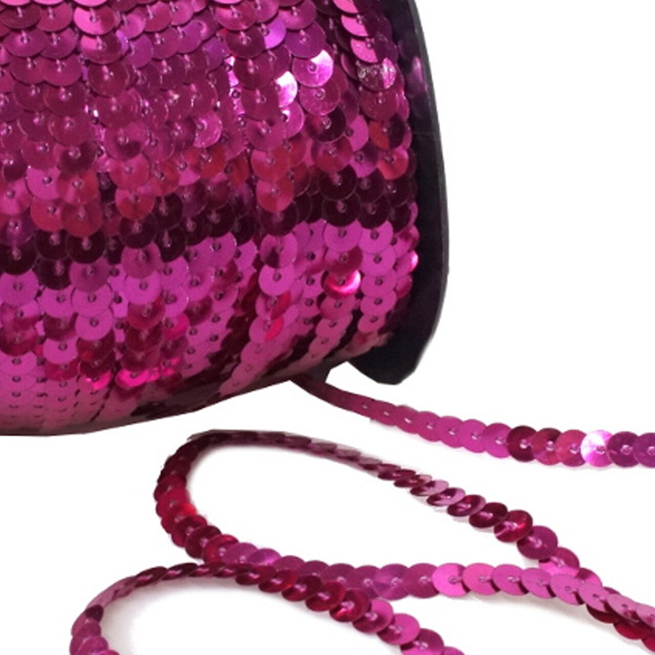 6mm x 100 Yards Fuchsia Flat Metallic Cord Strung Sequin Trim